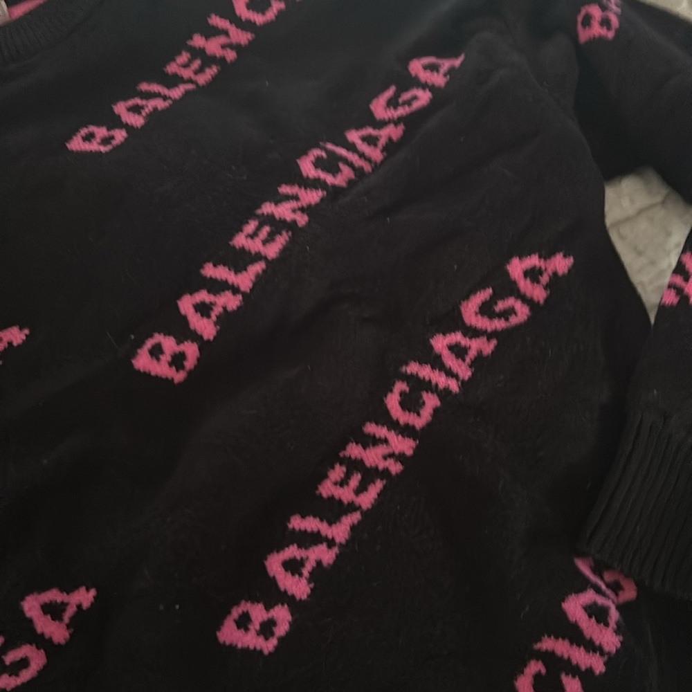 Balenciaga Black Crewneck Sweater with Pink Logo Jacquard - Picture 3 of 3